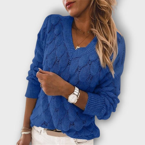 Pull en maille torsadée à col en V (femme)