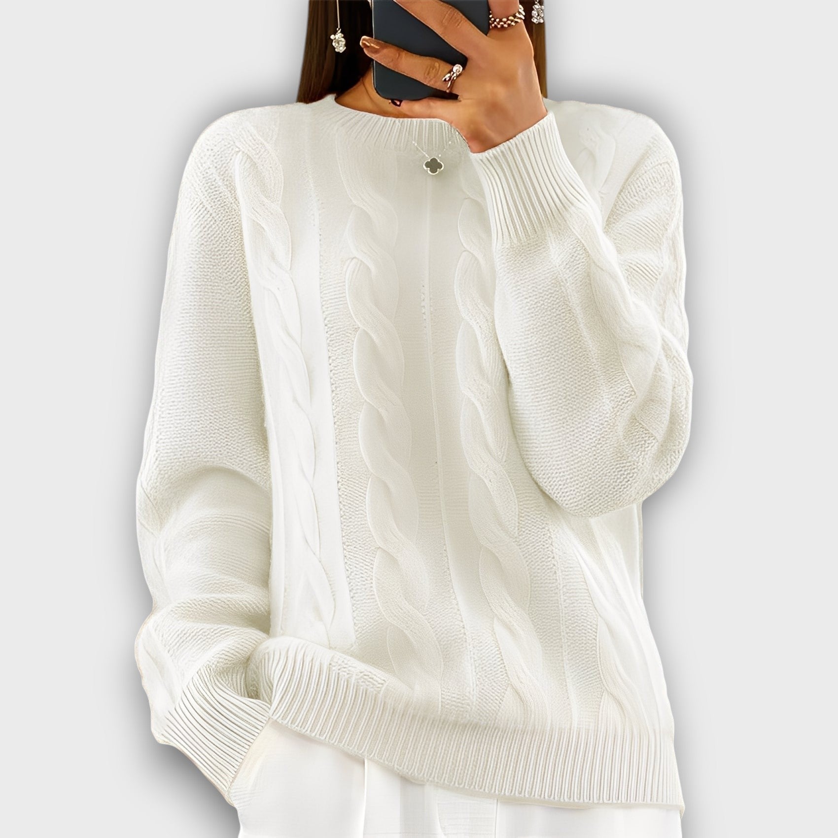 Pull femme style torsadé
