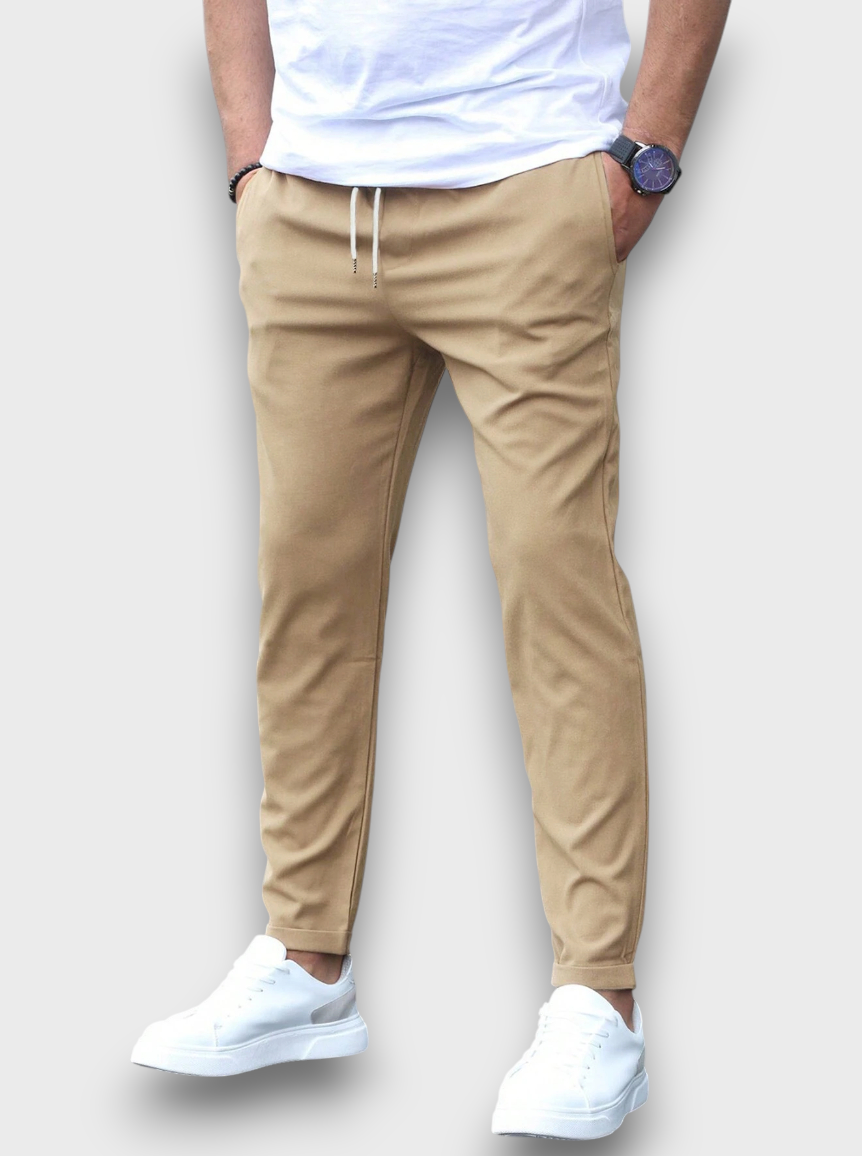 Pantalon de jogging avec cordon de serrage et coupe ajustée (homme)