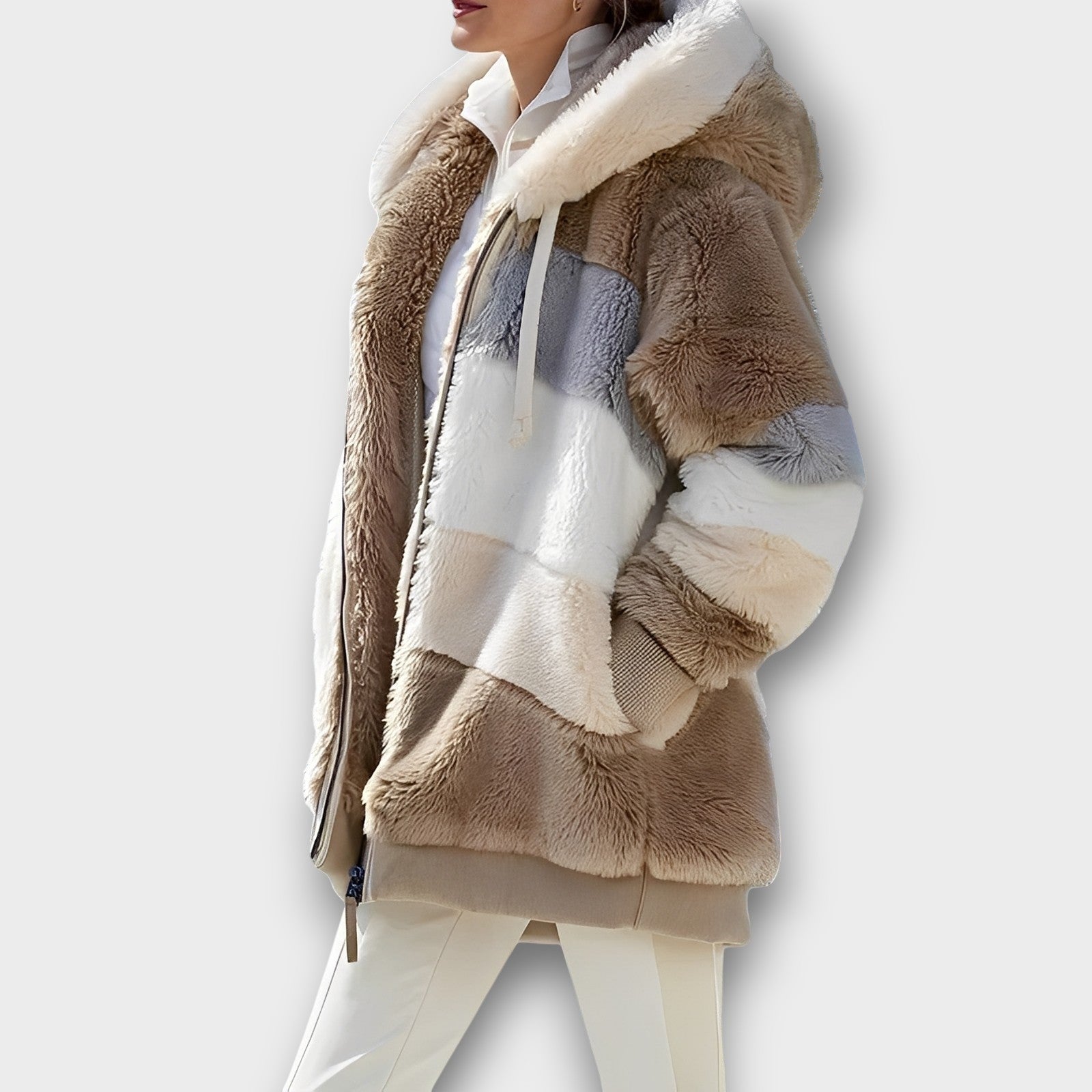 Veste d’hiver douce à blocs de couleur avec capuche (femme)