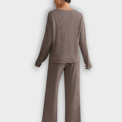 Ensemble deux pièces côtelé avec pull et pantalon (femme)