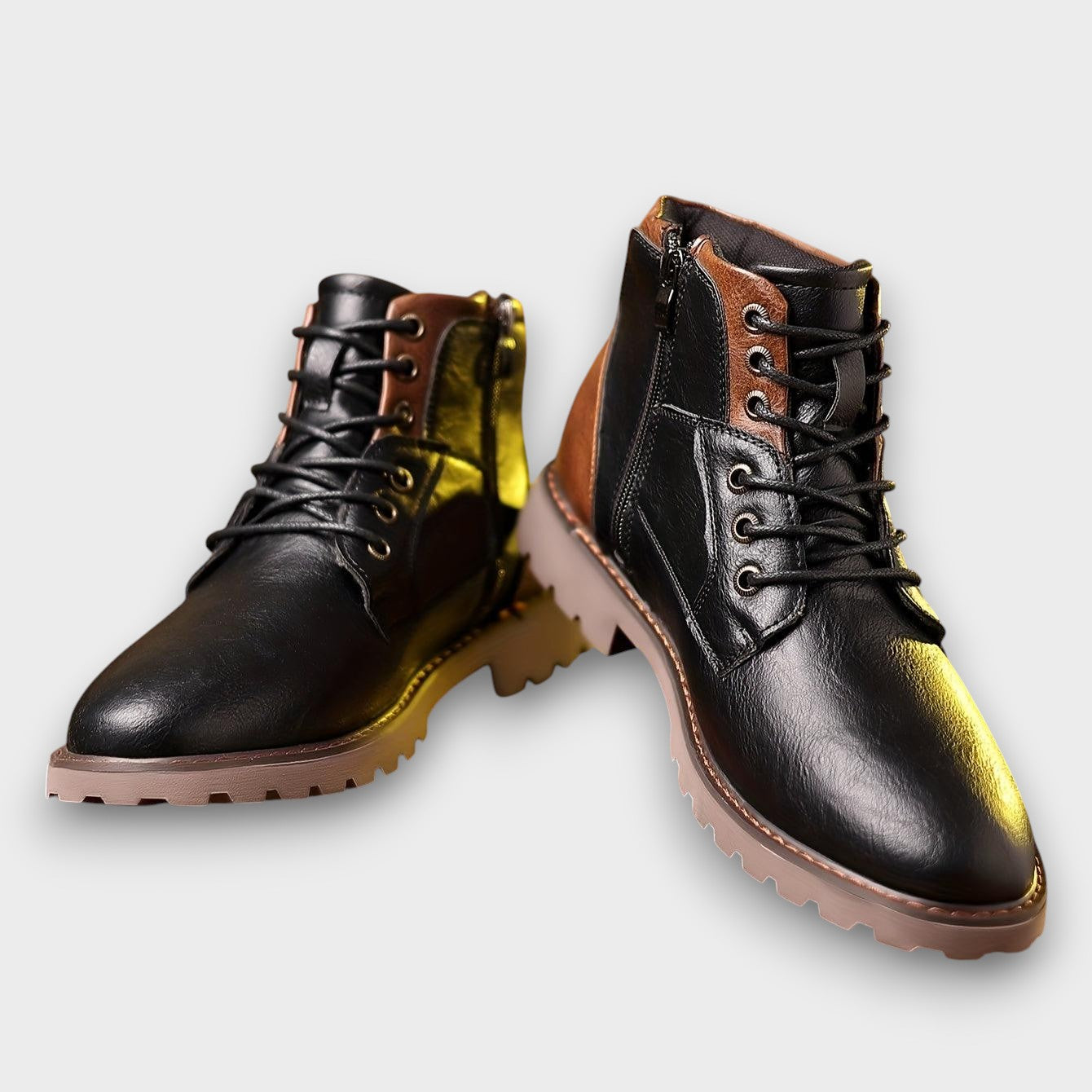 Bottines bicolores en cuir à semelle crantée (homme)