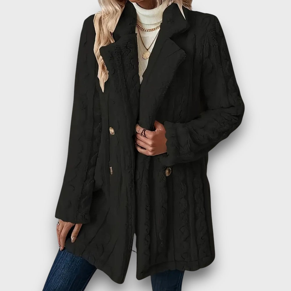 Manteau tricoté doux avec boutons (femme)