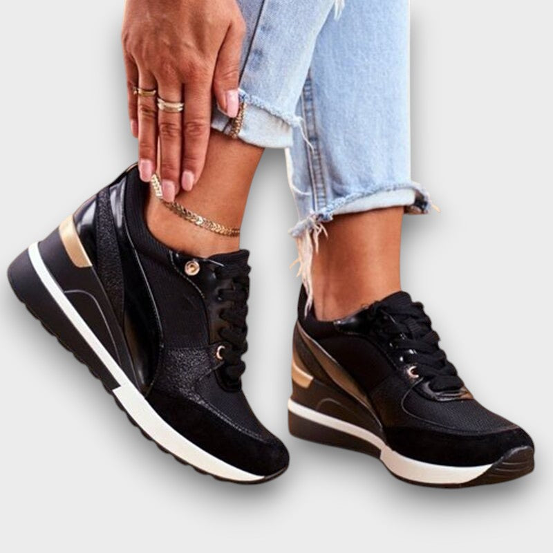 Baskets compensées tendance avec détails métalliques (femme)
