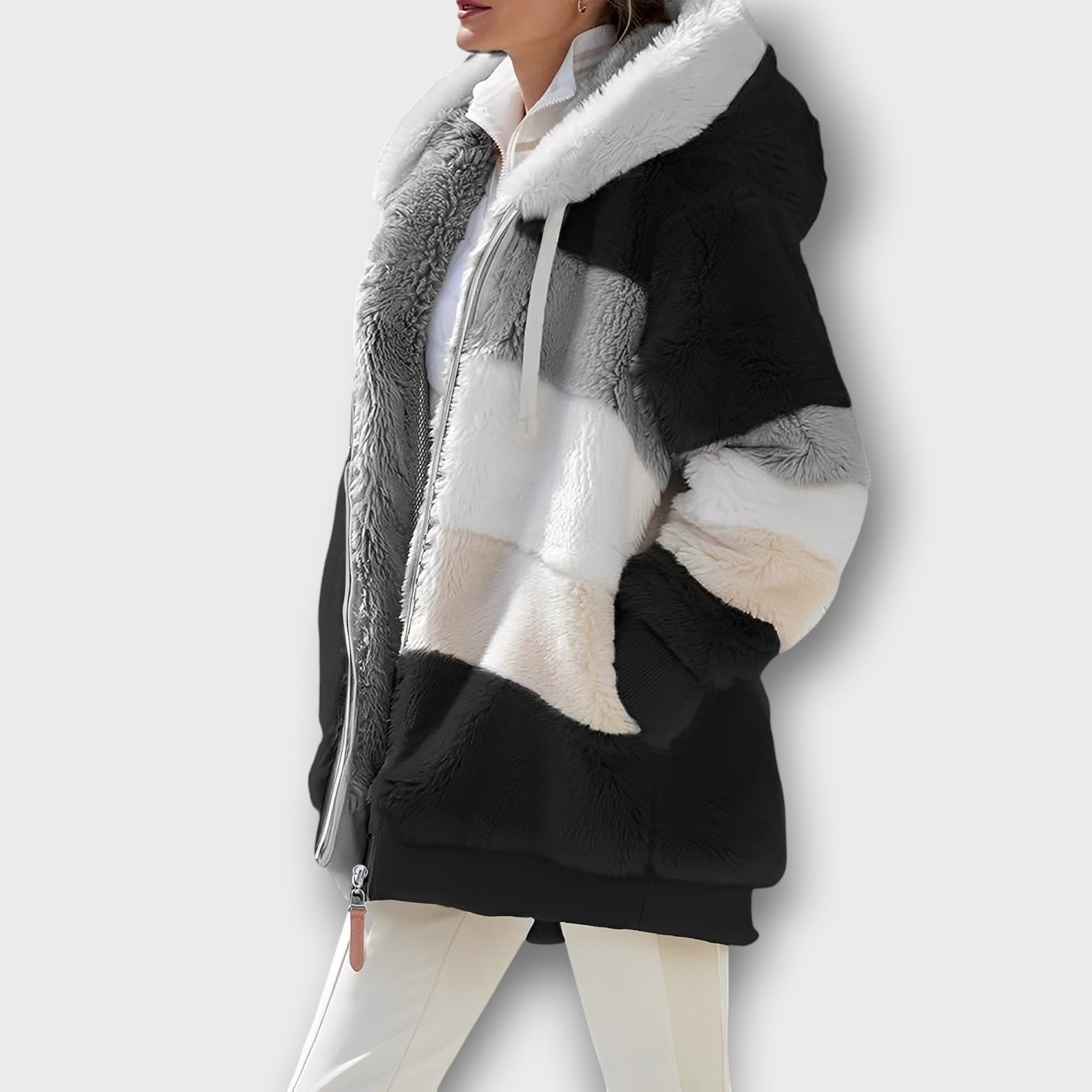 Veste d’hiver douce à blocs de couleur avec capuche (femme)