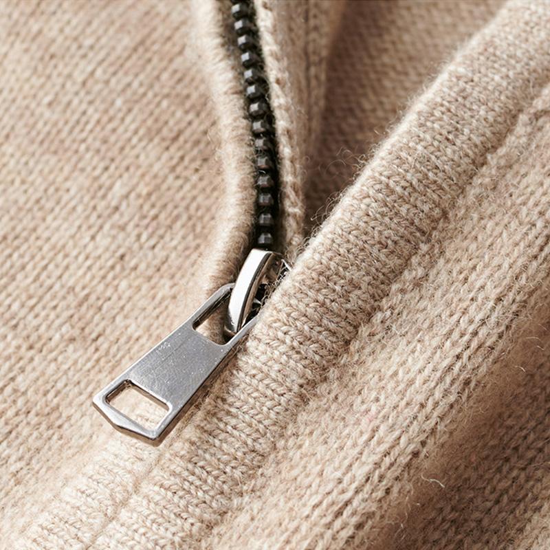 Pull en laine avec fermeture éclair